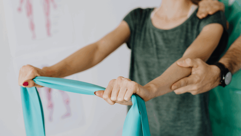 ¿Cómo ayuda la fisioterapia en la recuperación física?